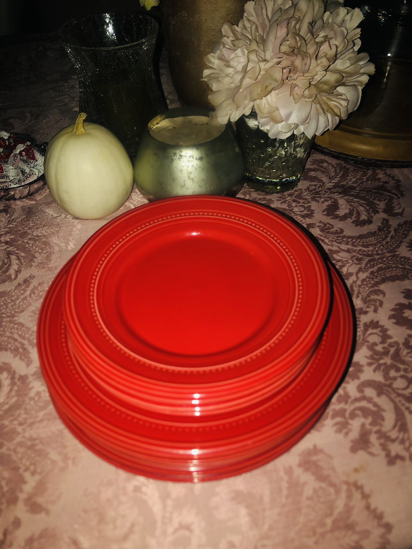 Plates (red )