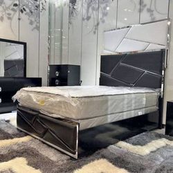 queen sized bed with tall headboard 