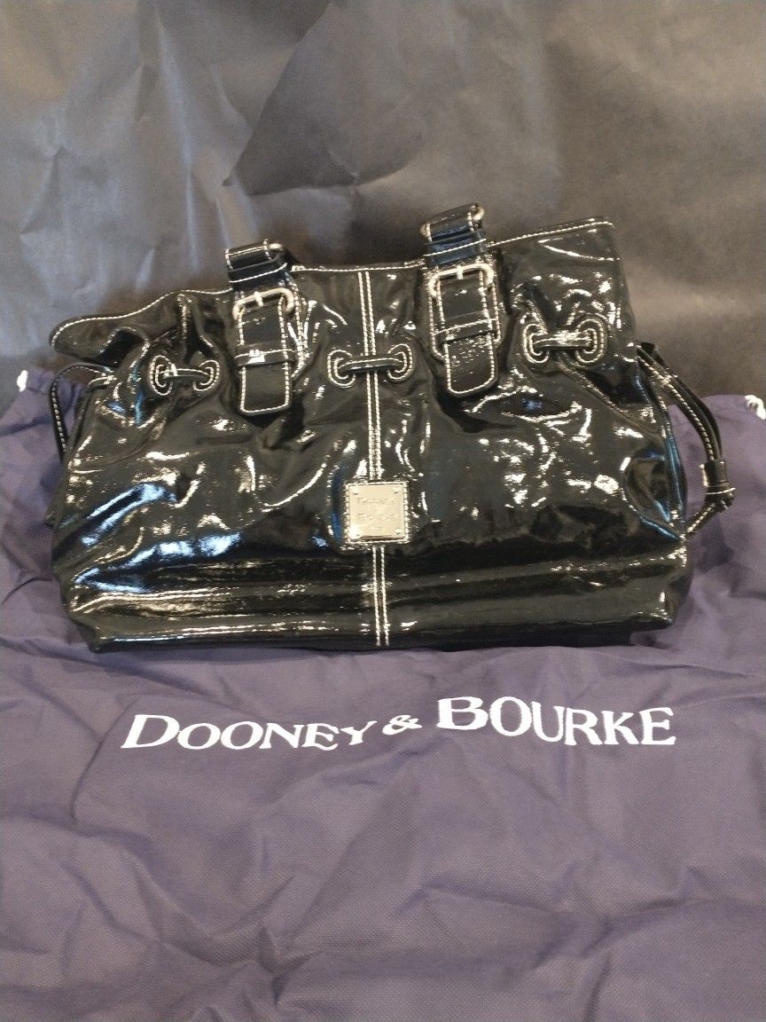 Dooney&Bourke