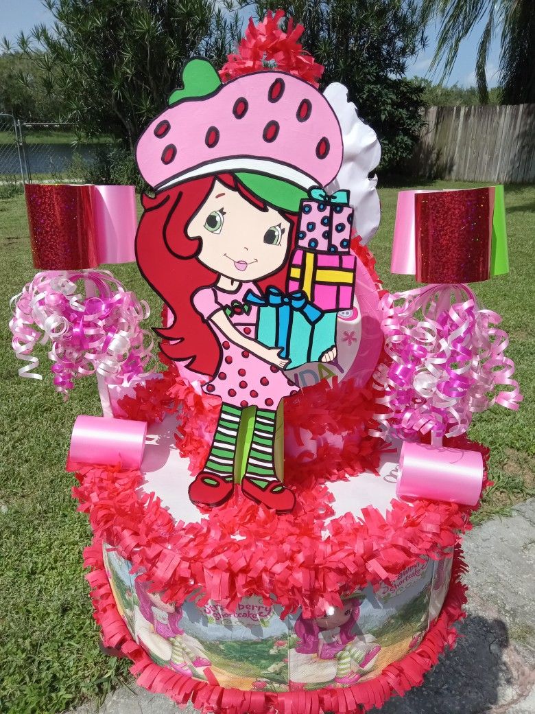 🍓 Strawberry Shortcake Piñata 🍓
