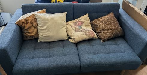 FREE Tufted Blue Sofa - PICKUP THIS FRIDAY ONLY (6/19 @ 10AM)
