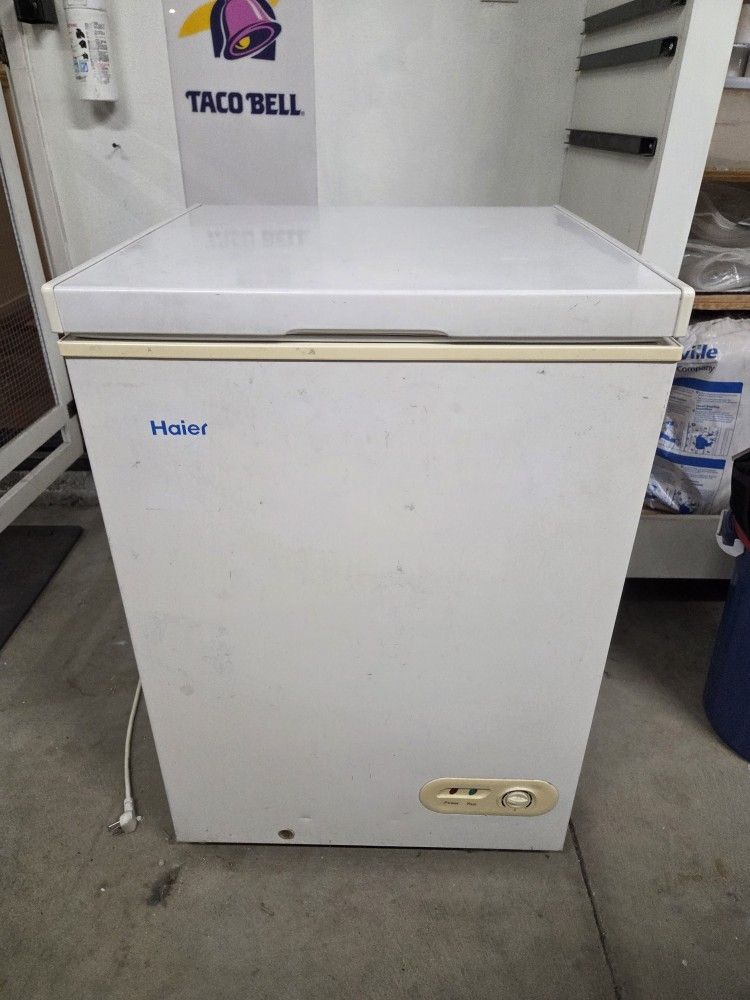 Used Haier 3.5 Cu. Ft. Chest Deep Freezer - Works Great!