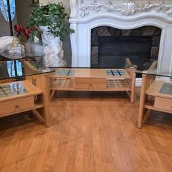 Coffee table 2 end tables