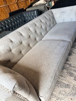 Bethany Tufted Collection (*W90"H31"D35")