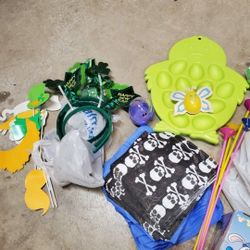 Easter And Miscellaneous Party Supplies 