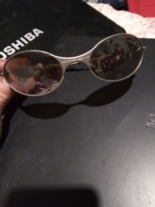 Oakley T Wire Titanium Sunglasses