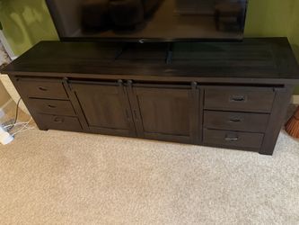 Media console