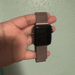 Apple Watch Series 3 Works Great