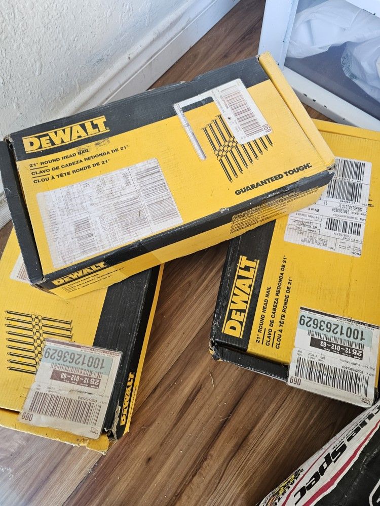 Dewalt Round Head Nails