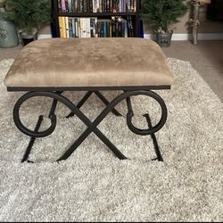 Vanity/Entryway Bench/ Ottoman 