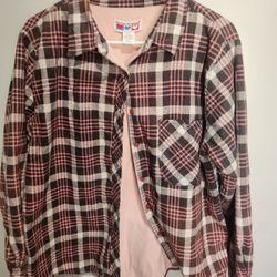 Women’s flannel 
