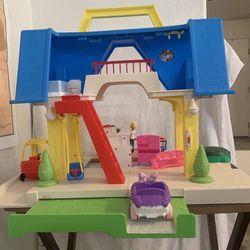 Little Tikes Doll House