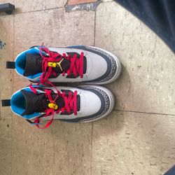 Jordans Sneakers