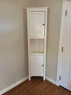 Corner wall unit