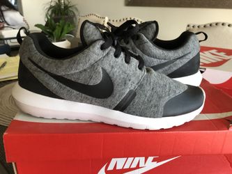 Nike Rosche NM TP “tech fleece pack” limited