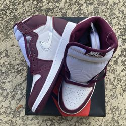 Brand new Air Jordan one retro high OG. Size 4 youth/5.5 women’s