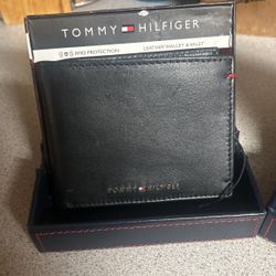 Tommy Hilfiger Men’s Wallets 
