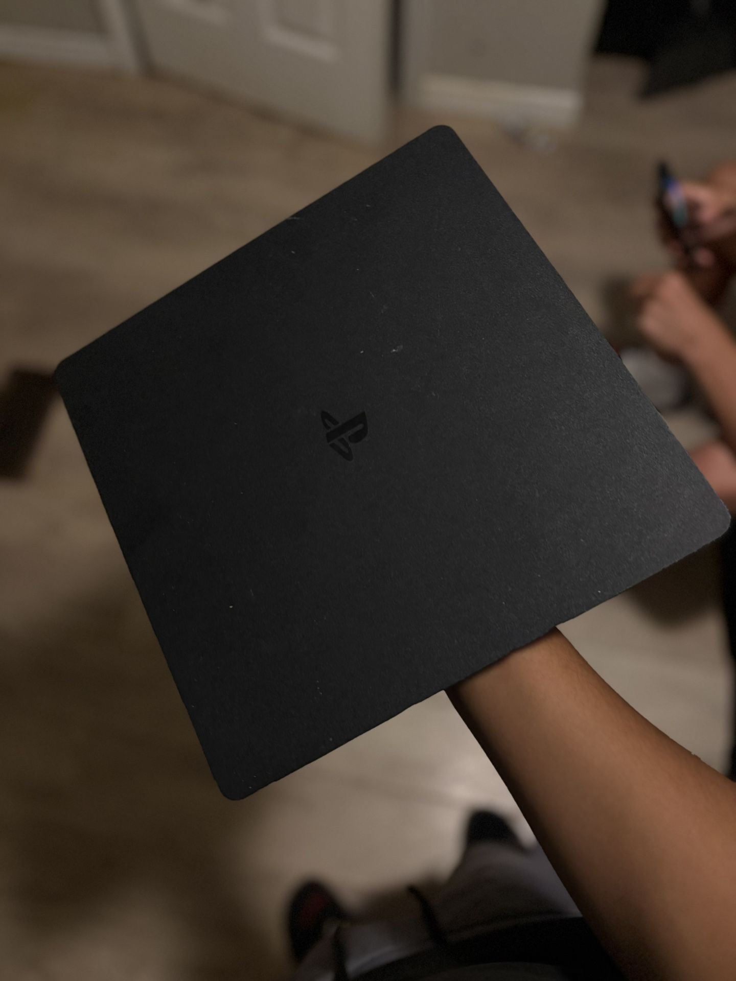 PS4 Slim