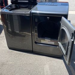 Black Stainless Steel Large Capacity Top Load Washer And Gas Dryer Set 