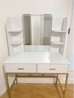 vanity desk