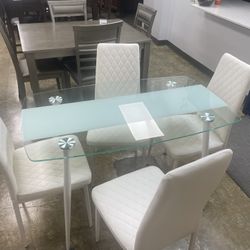 New Table Wht 4 Chairs For $249