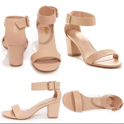 Sandals NIB $15 sizes 5.5-10 available