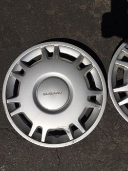 Subaru hub Caps 14”
