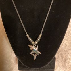 Necklace With Silver Shark Pendant (COOL JEWELS)