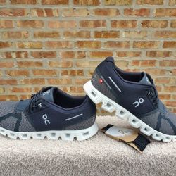 On Cloud 5 Women Sneakers US Size 9 Black/Alloy Color New 