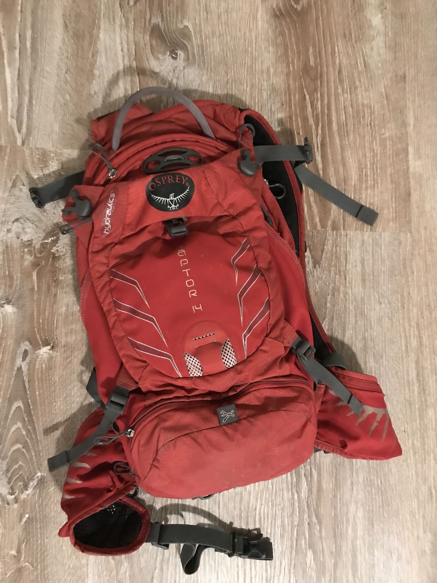 Osprey 3L pack