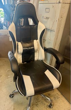 Free gaming chair pick up 6/7 around 6pm