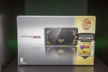 Legend of Zelda 25th Anniversary Nintendo 3DS bundle