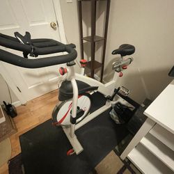 Spin Bike with Accessories 