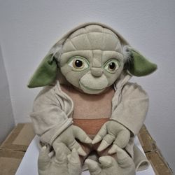 Star Wars Yoda Plush Toy