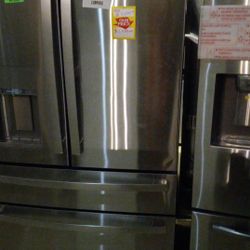 GE PVD28BYNFS Profile 27.9 cu. ft. Refrigerator