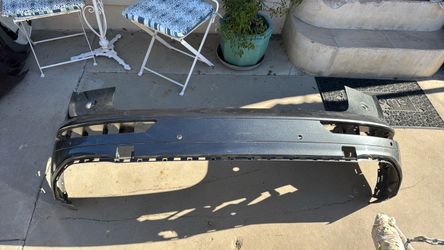 2017 and 2020 Audi q5 front bumper