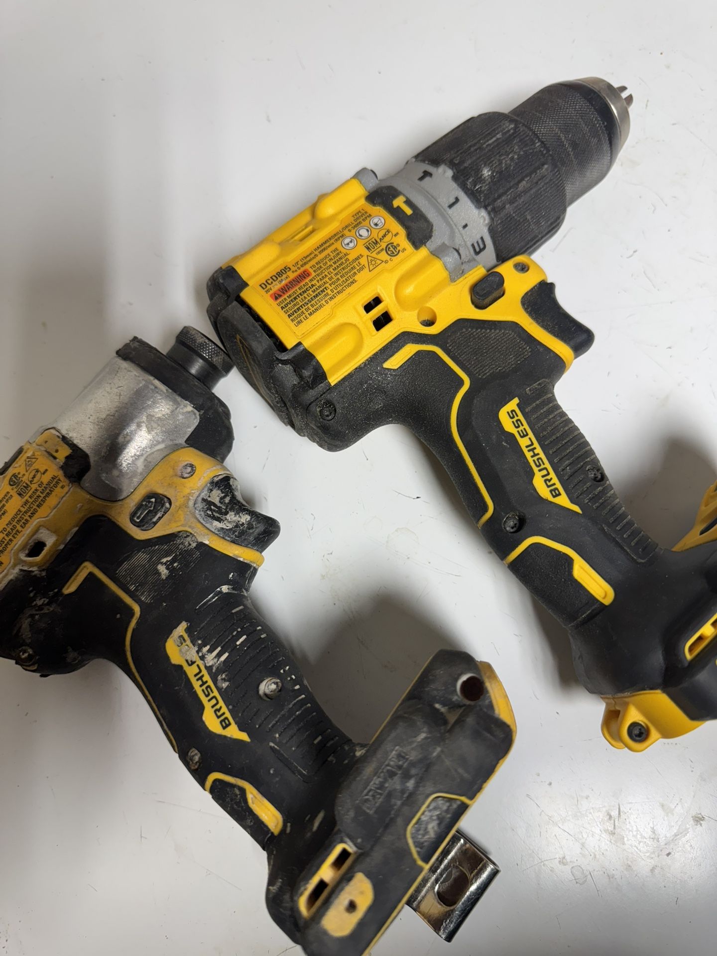 2 Drills Xr No Batería No Cargador