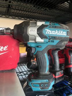 MAKITA XWT08 18V LXT Brushless Cordless High Torque 1/2" Impact