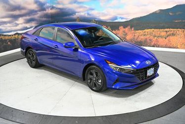 2023 Hyundai Elantra Hybrid