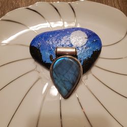 High Quality Labradorite Pendant