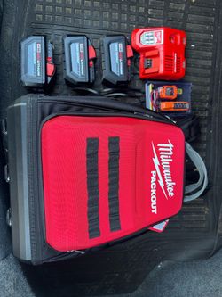 Milwaukee  m18.
