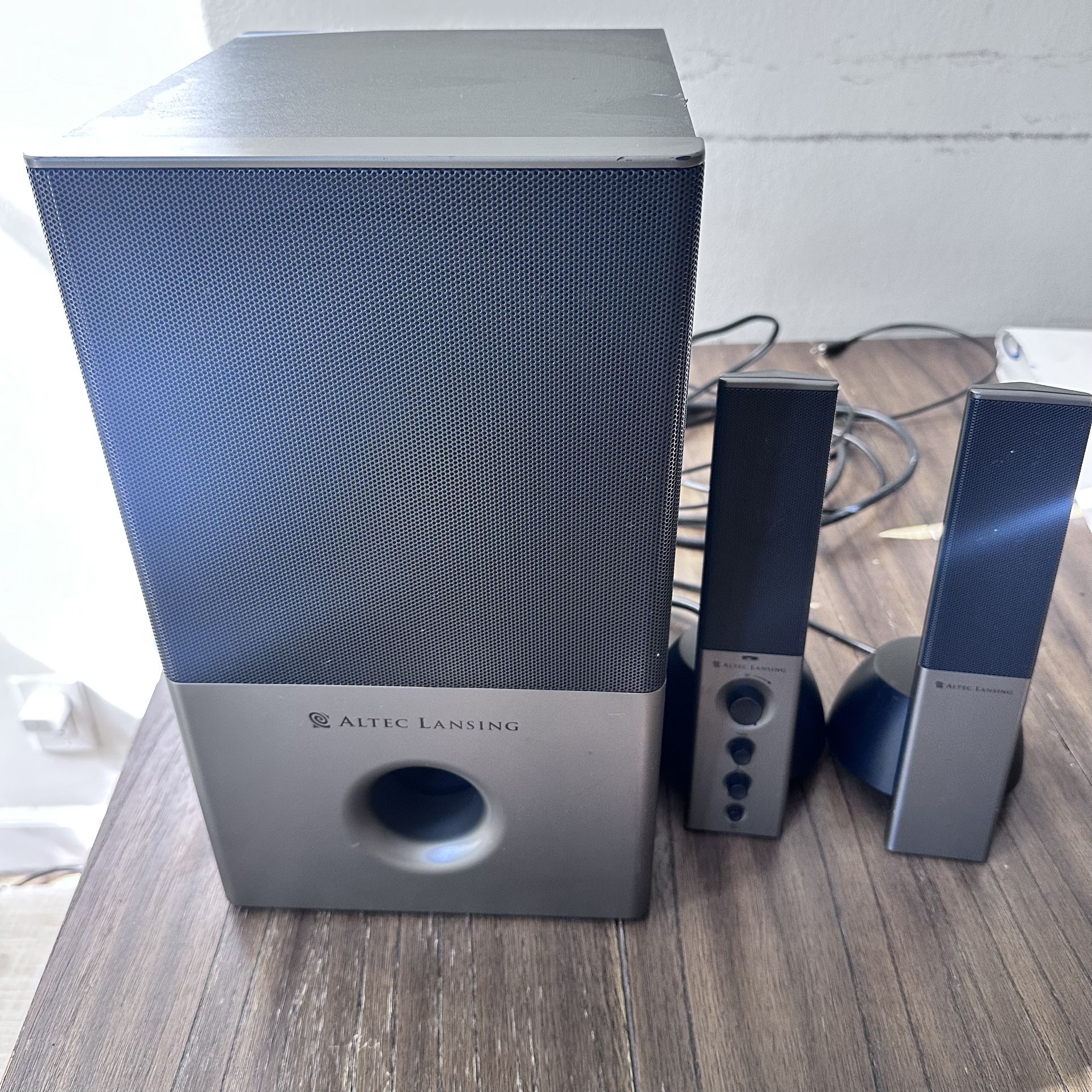 Altec Lansing Speakers And Subwoofer