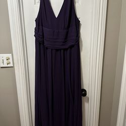 Women's Plus Size V-Neck Pleated Chiffon Maxi Semi-Formal Dress