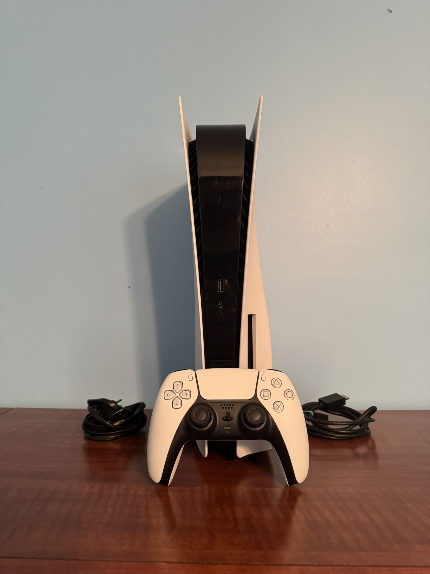PlayStation 5 (PS5) Disc Edition w/ Controller — Perfect Condition