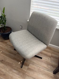 Extra Wide Swivel Accent Chair – Modern Gray Living Room Chair