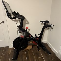 Peloton Bike