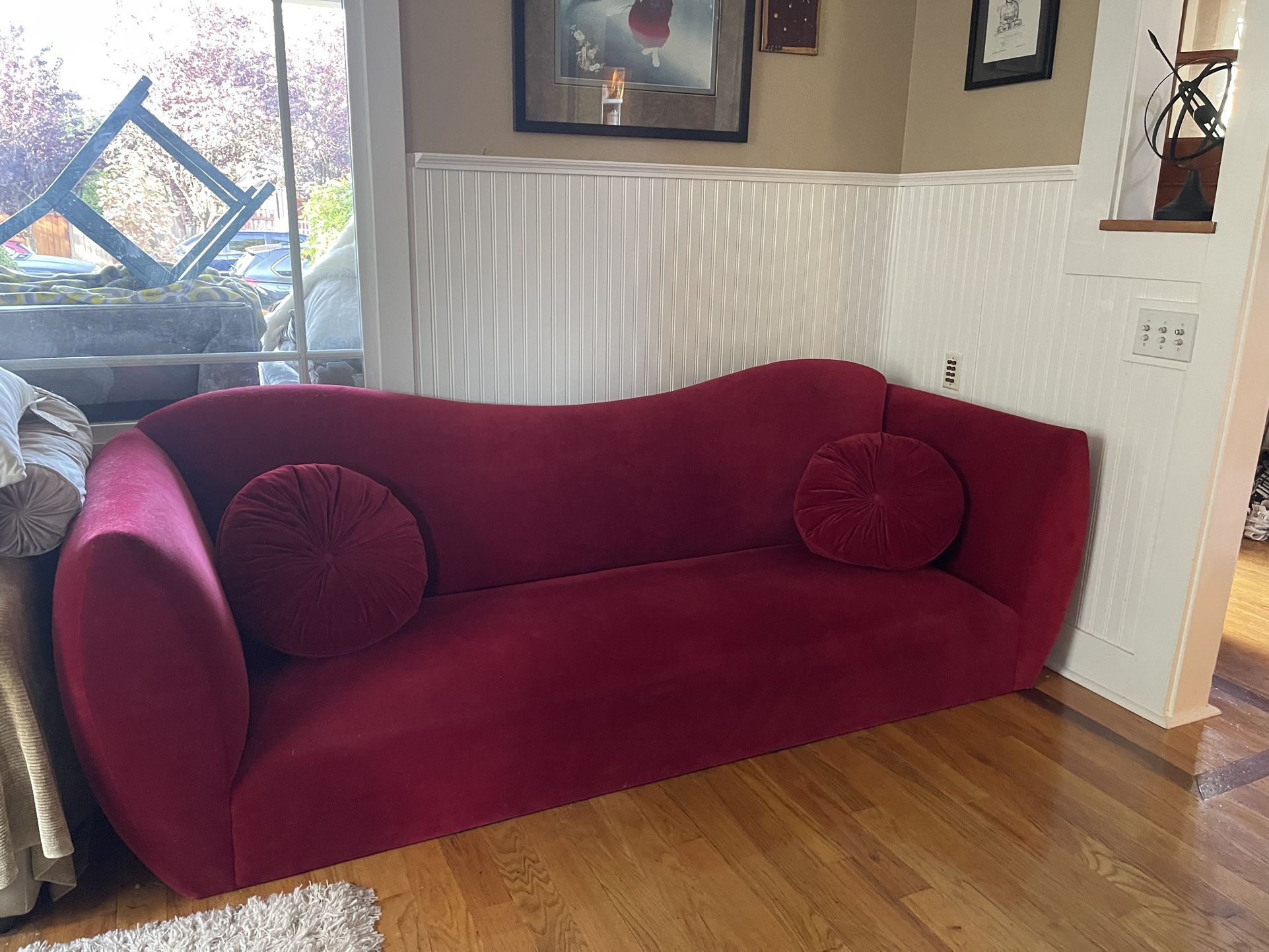 Gorgeous Long Red Velvet Hollywood- Sofa/ Couch- w/cushions- Blk Feet