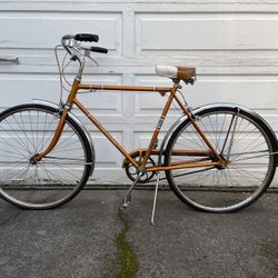 Vintage Early 70’s Schwinn Varsity 3 Speed Bicycle - Original Coppertone orange (may need new tires & tune up) 