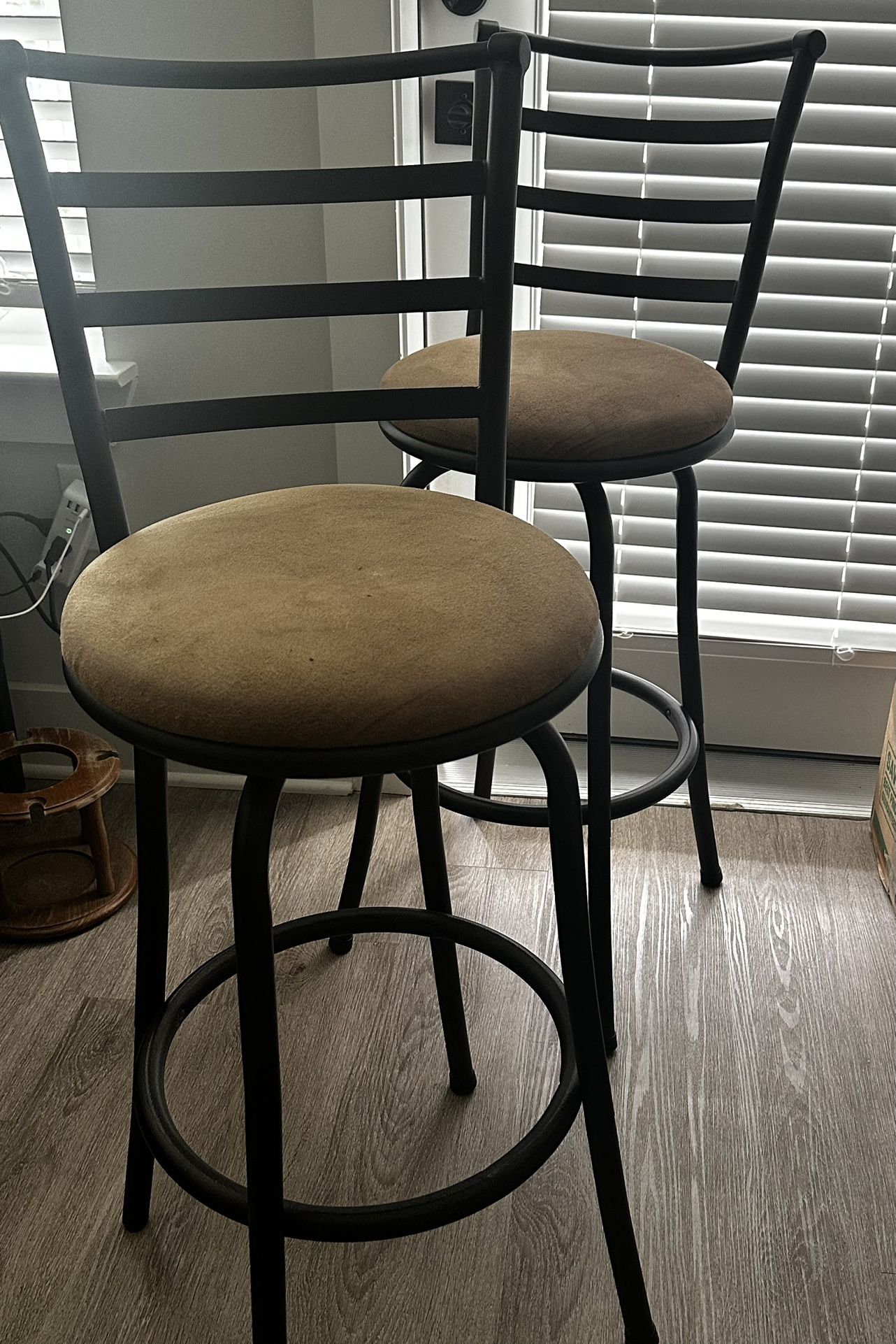 Good Condition High Stools (2)
