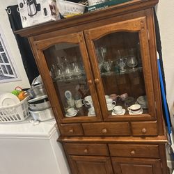 China Cabinet Hutch 